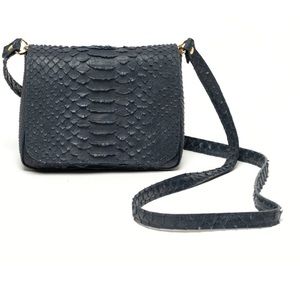 Riverseight Convertible 3-in-1 Bag: Belt Bag + Crossbody Bag + Clutch